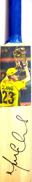 Autograph of Australia Cricketer captain Michael Clarke